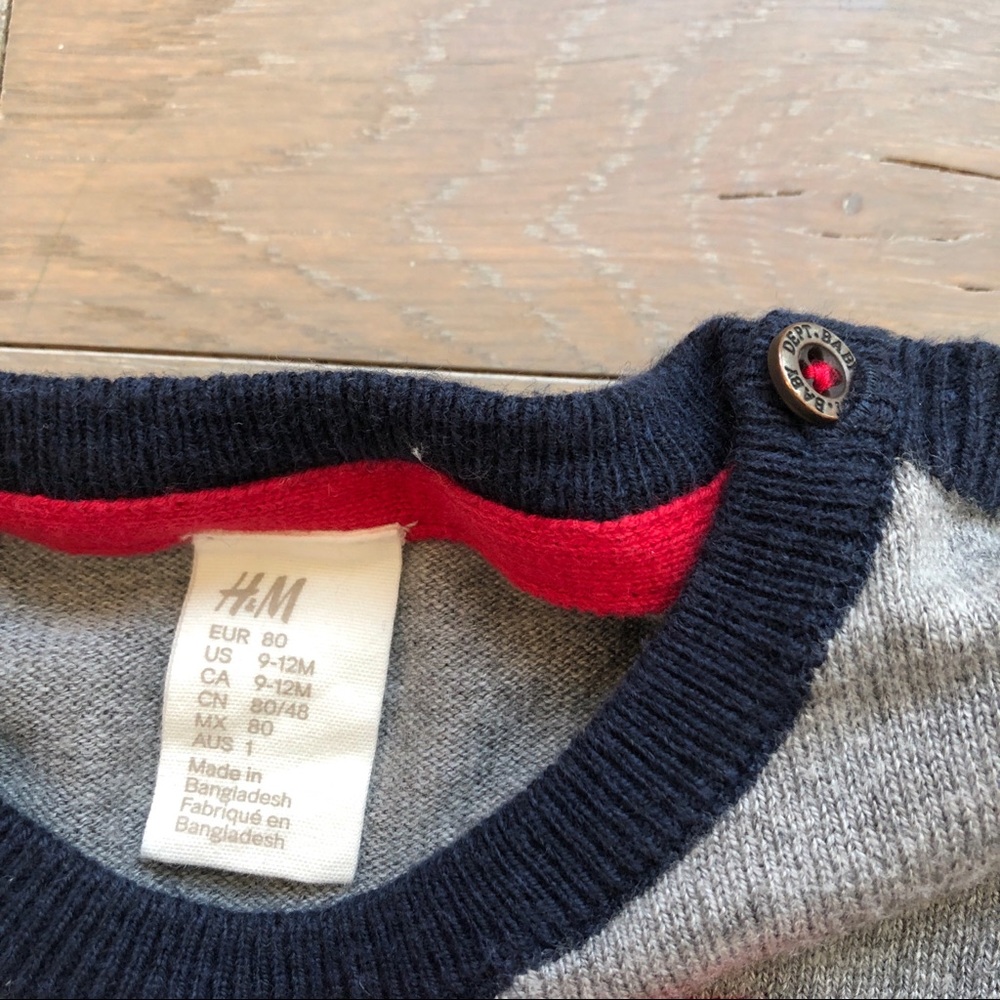 H&M • Baby Boy Sweater - Picture 2 of 2